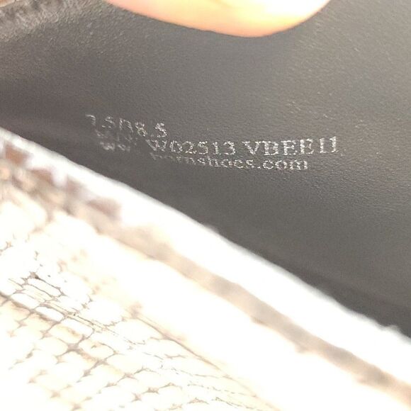 Born On Concept Womens Ankle Boots Sz 7.5 Gray Textured Leather Cone Heel Bootie - Picture 8 of 9